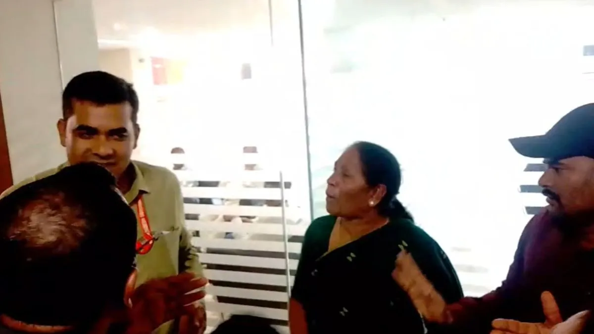 MP Latest News: राज्यसभा सांसद सुमित्रा बाल्मीकि के साथ बदसलूकी, टूट गया चश्मा, जानें पूरा मामला