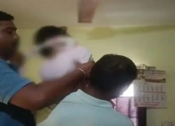 Balrampur Suicide News