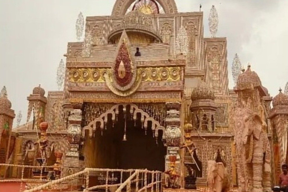 छत्तीसगढ़ का सबसे बड़ा दुर्गा पंडाल, बिलासपुर में 2 लाख वर्गफुट में बनकर तैयार, माता की प्रतिमा भी खास