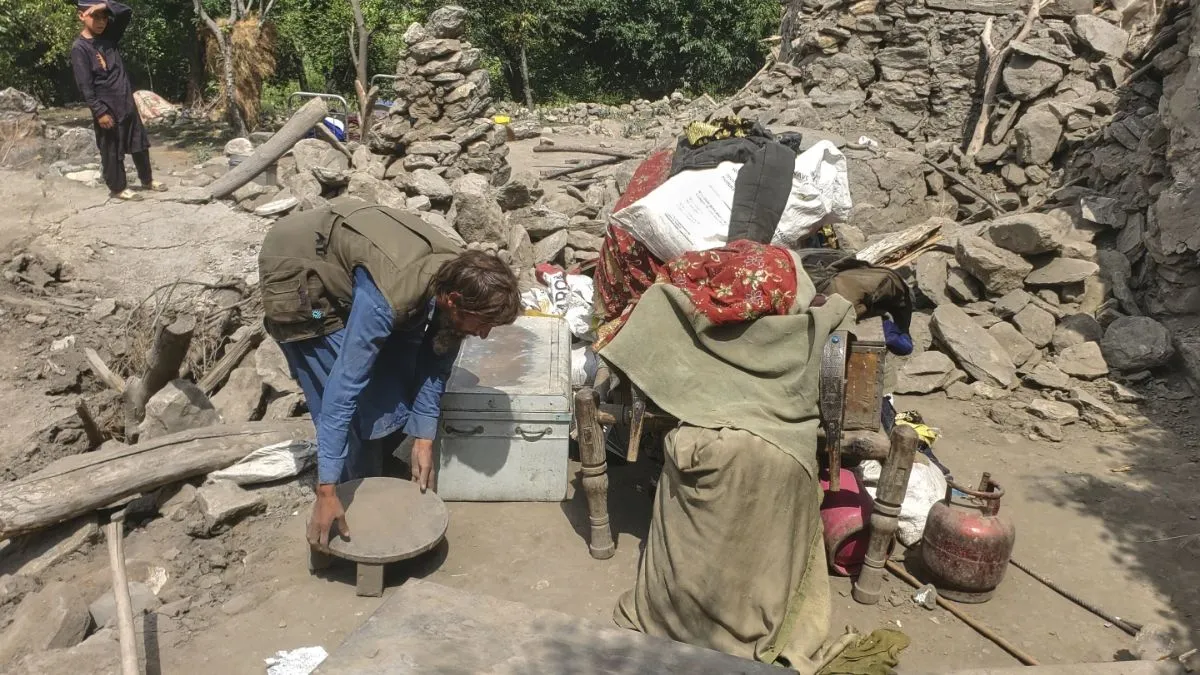 Earthquake in Afghanistan: अफगानिस्तान में 24 घंटे में दूसरी बार आया भूकंप, जानें इस बार कितनी रही तीव्रता