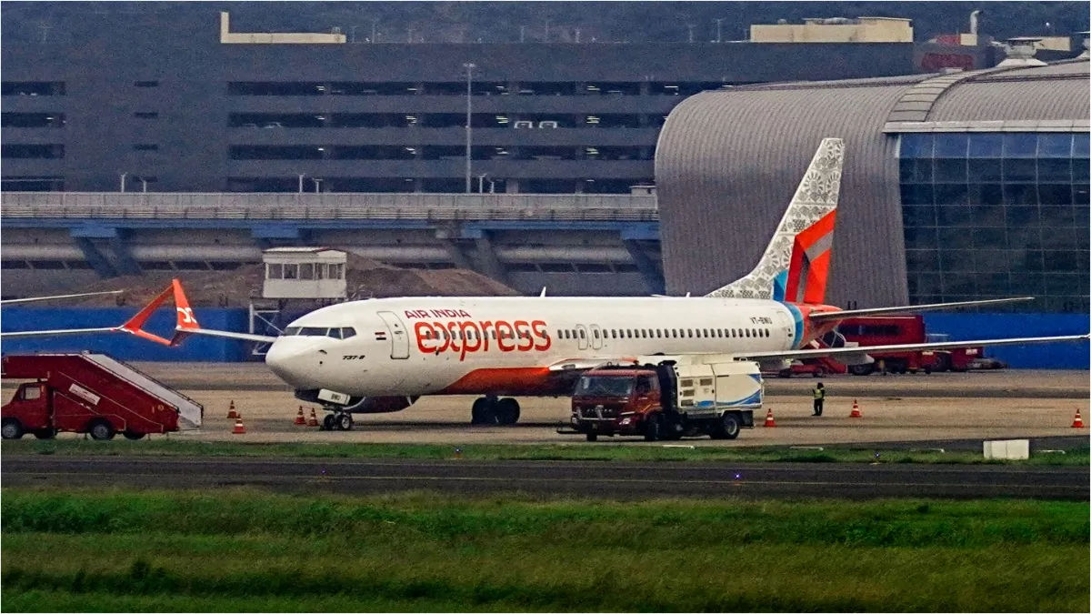 Air India Plane: फिर आई एयर इंडिया के विमान में तकनीकी खराबी, दिल्ली एयरपोर्ट पर उतारे गए यात्री