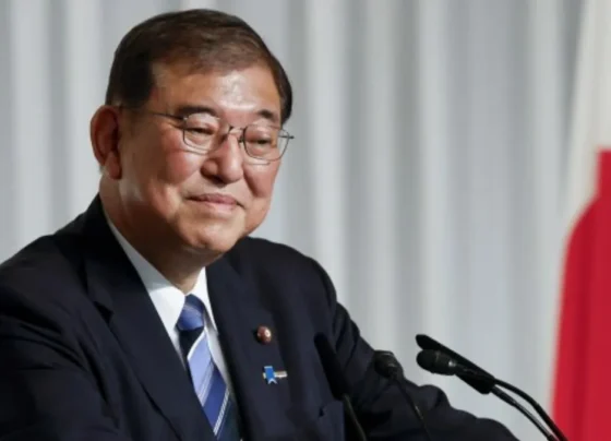 Japan PM Announces Resignation