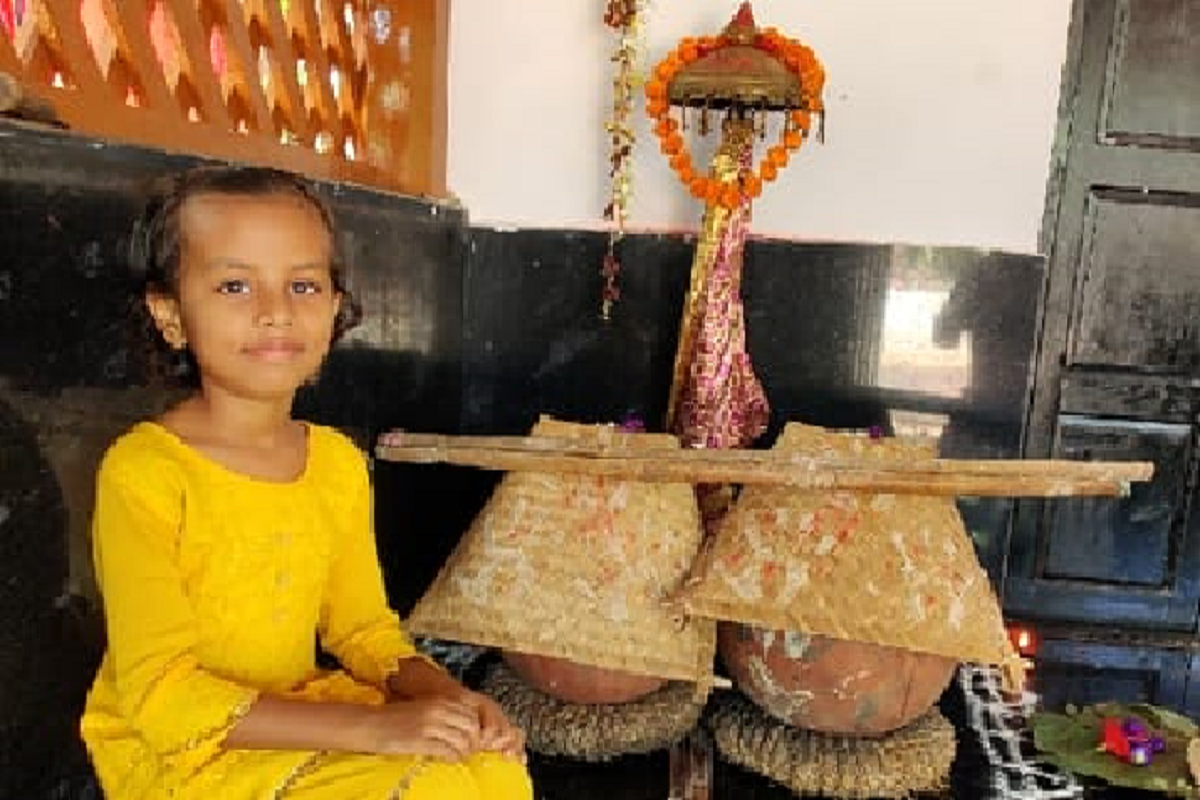 Bastar Dussehra News:  पीहू तीसरी बार बनेंगी काछनदेवी, कांटों भरे झूले पर झूलकर करेंगी बस्तर दशहरा की रथ परिक्रमा…