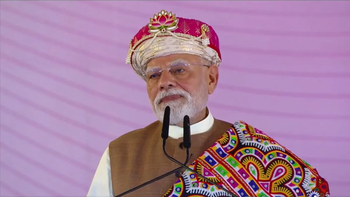 PM Modi in MP Dhar: एमपी के धार में पीएम मोदी का संबोधन, ऑपरेशन सिंदूर का किया जिक्र, पाकिस्तान को लेकर कही ये बात