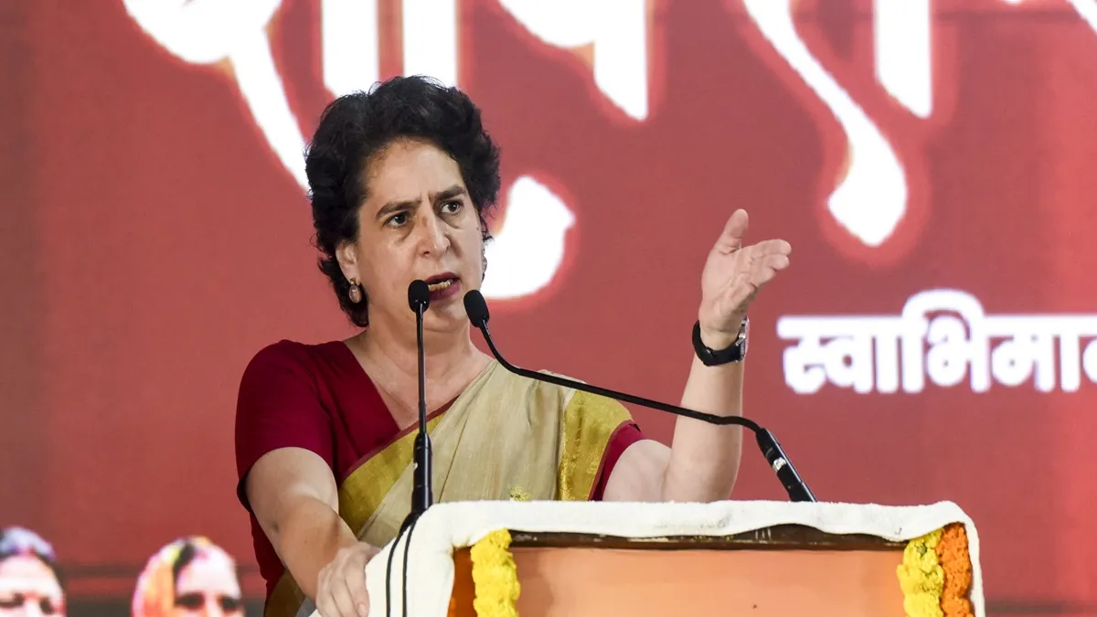 Priyanka Gandhi in Patna: प्रियंका गांधी का बिहार दौरा, पटना में जनसभा को किया संबोधित, महिलाओं से किया ये बड़ा वादा