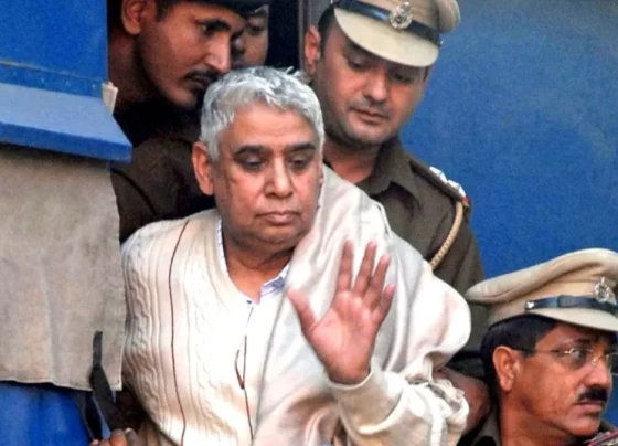 Sant Rampal's life sentence suspended