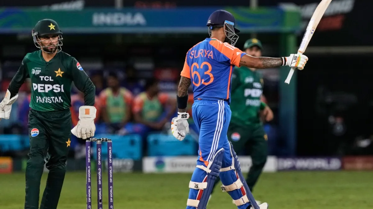 Asia Cup 2025: भारत-पाक मैच से पहले बड़ा झटका, ICC ने सूर्यकुमार को सुनाई कड़ी सजा, जानें पूरा मामला
