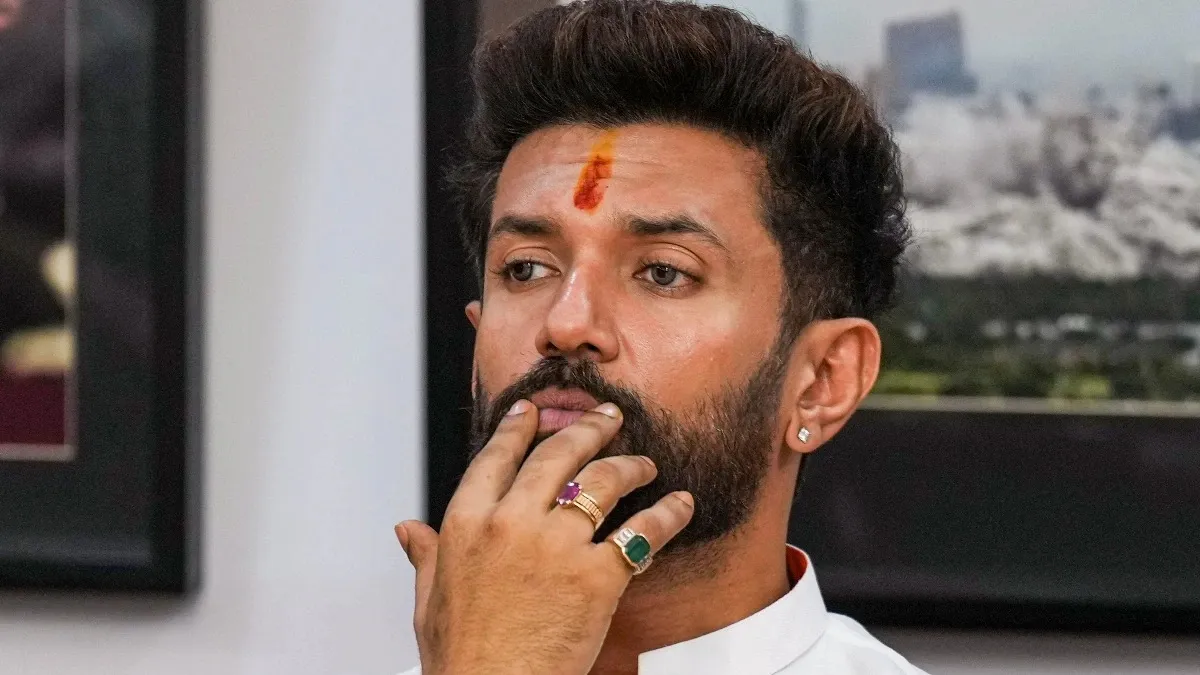 Bihar Election 2025: बिहार चुनाव में NDA को बड़ा झटका, 4 उम्मीदवारों का पर्चा हुआ रद्द