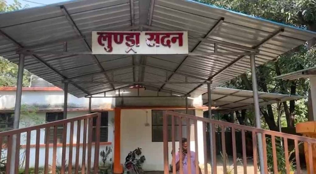अंबिकापुर में BJP विधायक के सरकारी आवास में चोरी, चोरों ने पिकअप में भरकर उड़ाए कीमती सामान, देर रात किया हाथ साफ