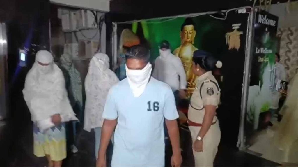भिलाई में पुलिस की कार्रवाई, जुंवानी के 2 स्पा सेंटरों में देह व्यापार का पर्दाफाश, हिरासत में 5 युवतियां और 4 ग्राहक