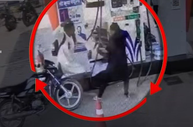 CG Murder case: सरगुजा में प्रेमिका ने किया ब्रेकअप, तो सनकी आाशिक ने चाकू से किया वार, इलाज के दौरान मौत