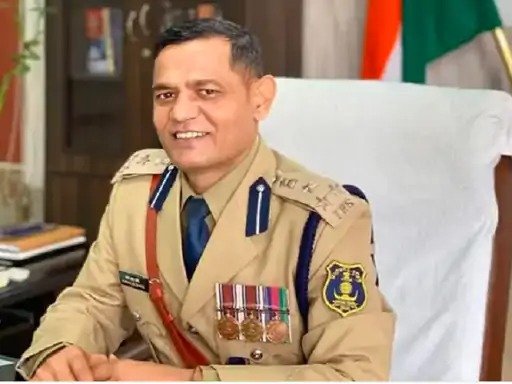 IPS रतनलाल डांगी पर यौन उत्पीड़न का आरोप, SI की पत्नी ने DGP से की शिकायत, आईपीएस बोले- आरोप झूठे..ब्लैकमेल कर रही महिला