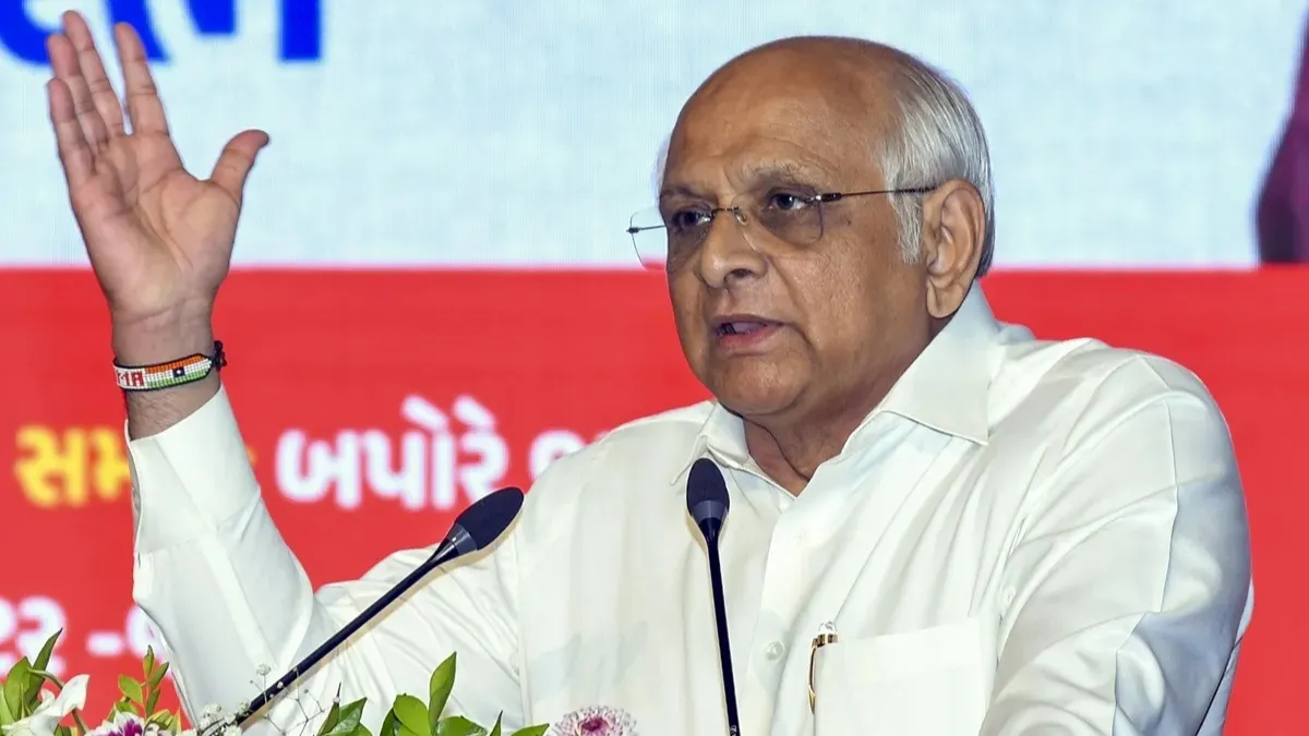 गुजरात में भाजपा के सभी मंत्रियों ने दे दिया इस्तीफा, राजनीतिक जगत में भूचाल, जानें क्यों लिया गया ये फैसला
