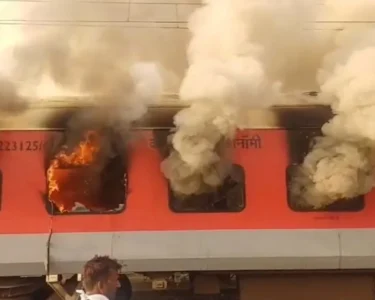 Fire in Garib Rath Express train