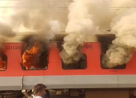 Fire in Garib Rath Express train