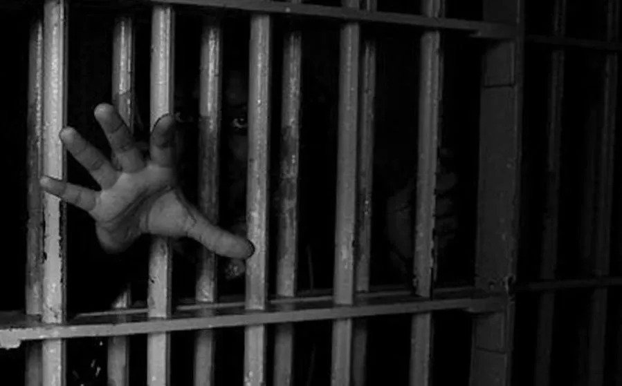 Balrampur News: ज्वेलरी चोरी के आरोपी की पुलिस हिरासत में मौत, थाने में पिटाई से मौत का आरोप, पुलिस ने क्या बताया?