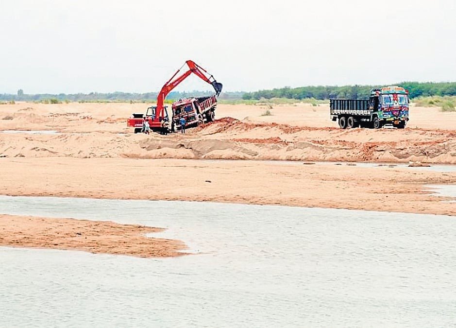 Janjgir Champa Sand Auction: जांजगीर-चांपा में हसदेव और महानदी रेत घाटों के लिए आए डेढ़ हजार आवेदन, जानें किसे मिला ठेका