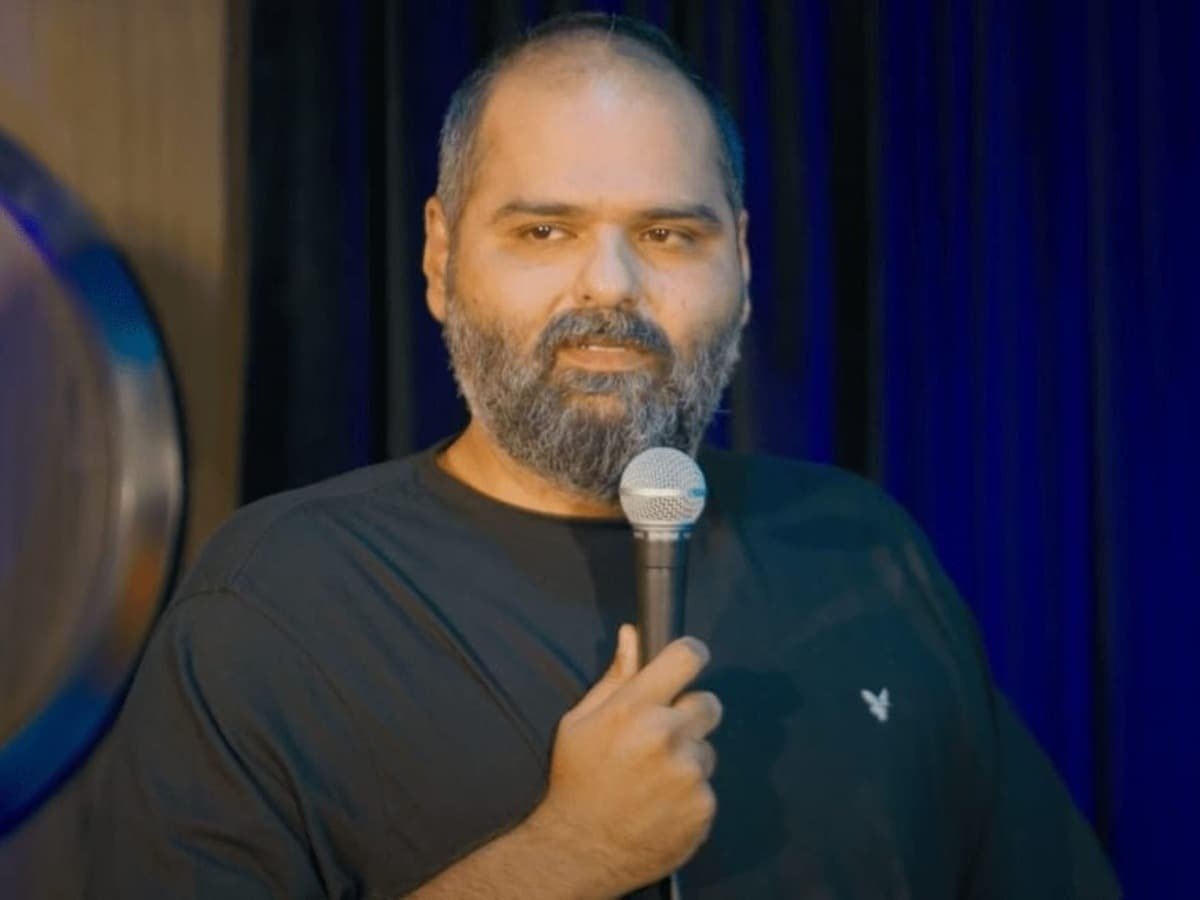 फिर फंसे कॉमेडियन कुणाल कामरा, ‘RSS’ वाली टीशर्ट पर बवाल, भाजपा ने दी ऐक्शन की चेतावनी