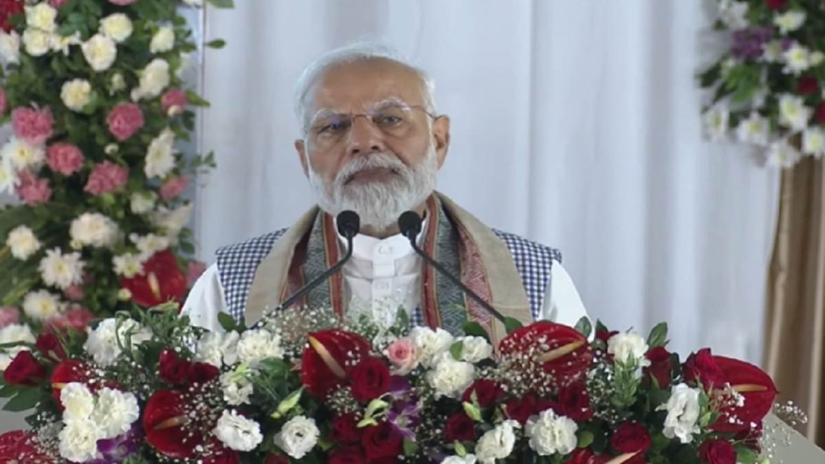 PM Modi Raipur Visit: छत्तीसगढ़ में PM मोदी बोले- भारत नक्सलवाद, माओवादी आतंक को खत्म करने की दिशा में आगे बढ़ रहा