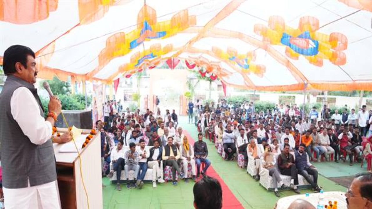 मंत्री गोविंद राजपूत ने दी बड़ी सौगात, 12 करोड़ के विकास कार्यों का किया लोकार्पण एवं भूमि-पूजन