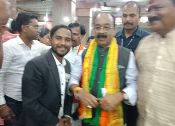 Bhagwat Verma met Arun Sao