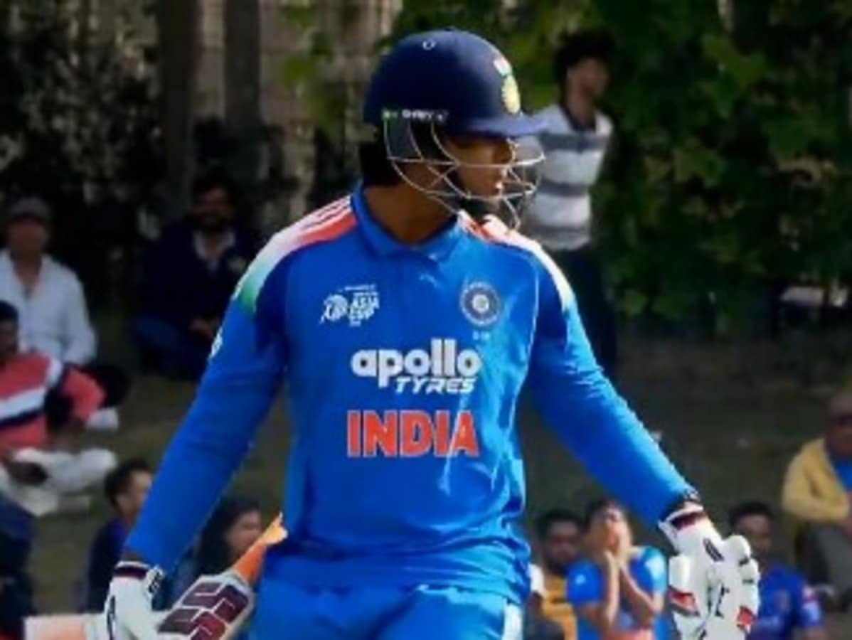 India vs Pakistan Final U19 Asia Cup : भारत-पाकिस्तान फाइनल में हाई वोल्टेज ड्रामा, वैभव सूर्यवंशी ने पाकिस्तानी प्लेयर्स को दिखाए जूते