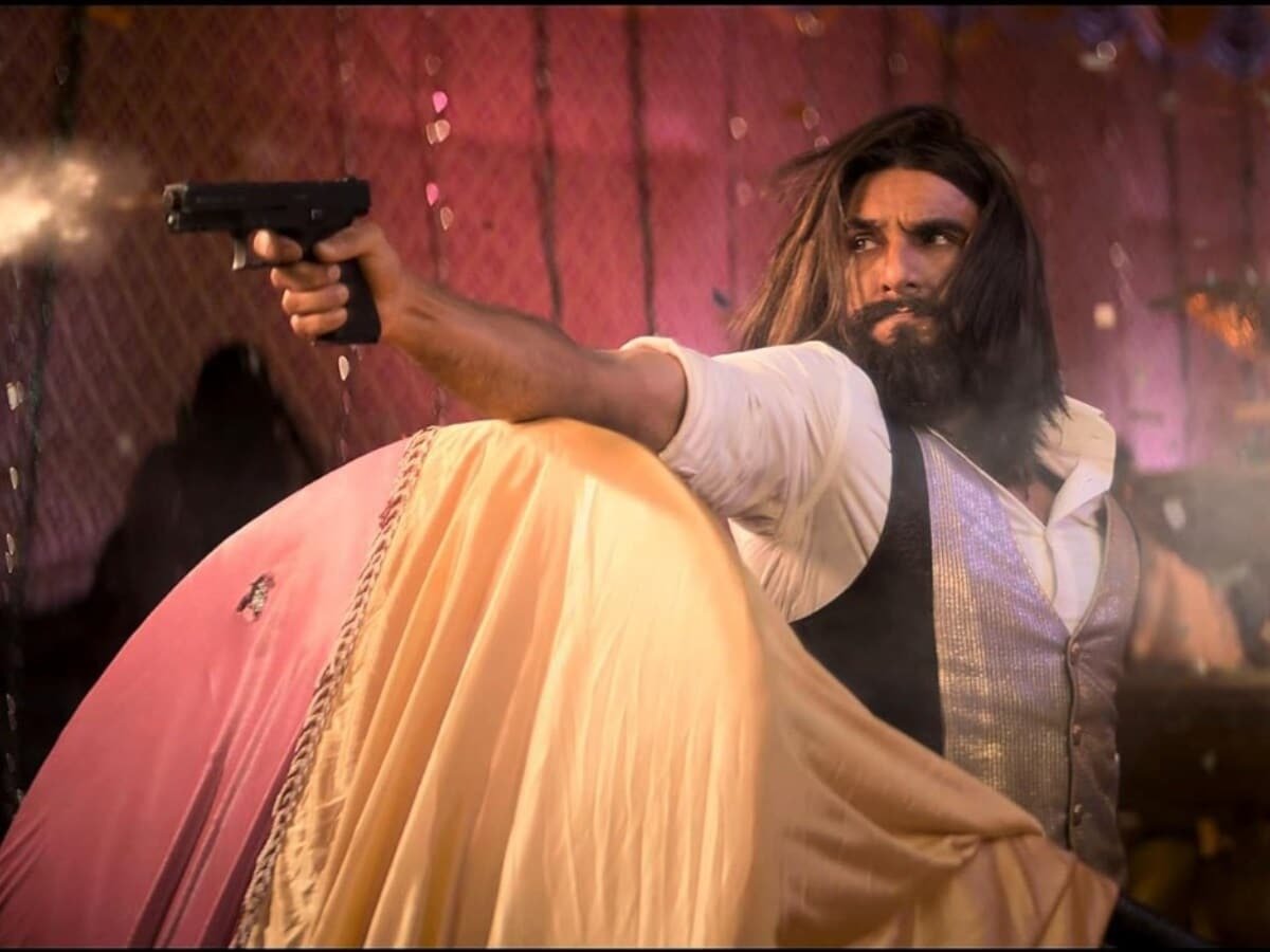 ये हैं रणवीर सिंह की टॉप 5 सबसे बड़ी ओपनिंग वाली फिल्में, चौथे पर 76 अवॉर्ड्स जीतने वाली मूवी