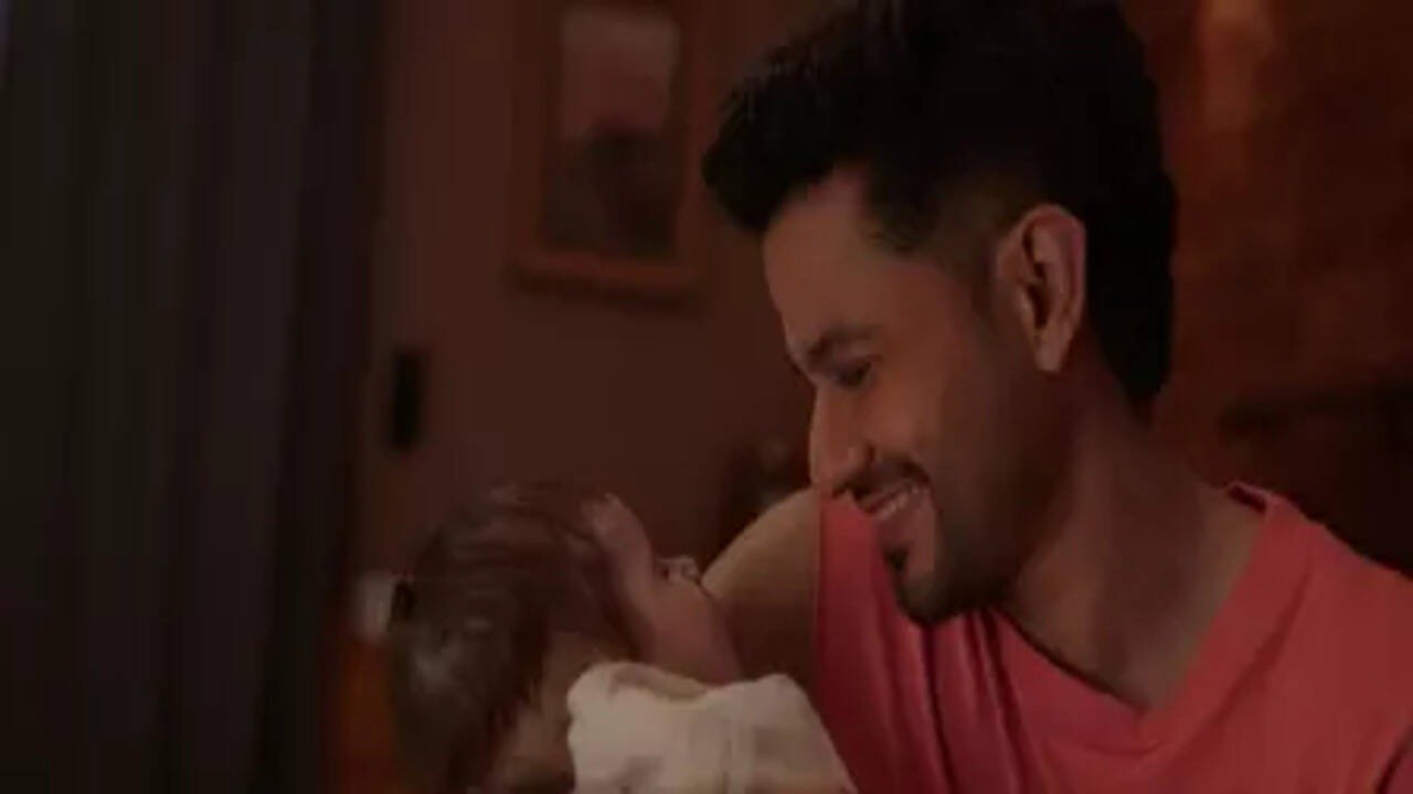 Single Papa: सिंगल फादर बन ओटीटी पर लौट रहे कुणाल खेमू, रिलीज किया अपनी फिल्म का ट्रेलर