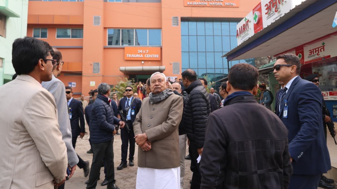 राजवंशी नगर में बन रहे हड्डी रोग अस्पताल का मुख्यमंत्री नीतीश कुमार ने लिया जायजा, अधिकारियों को दिए ये निर्देश