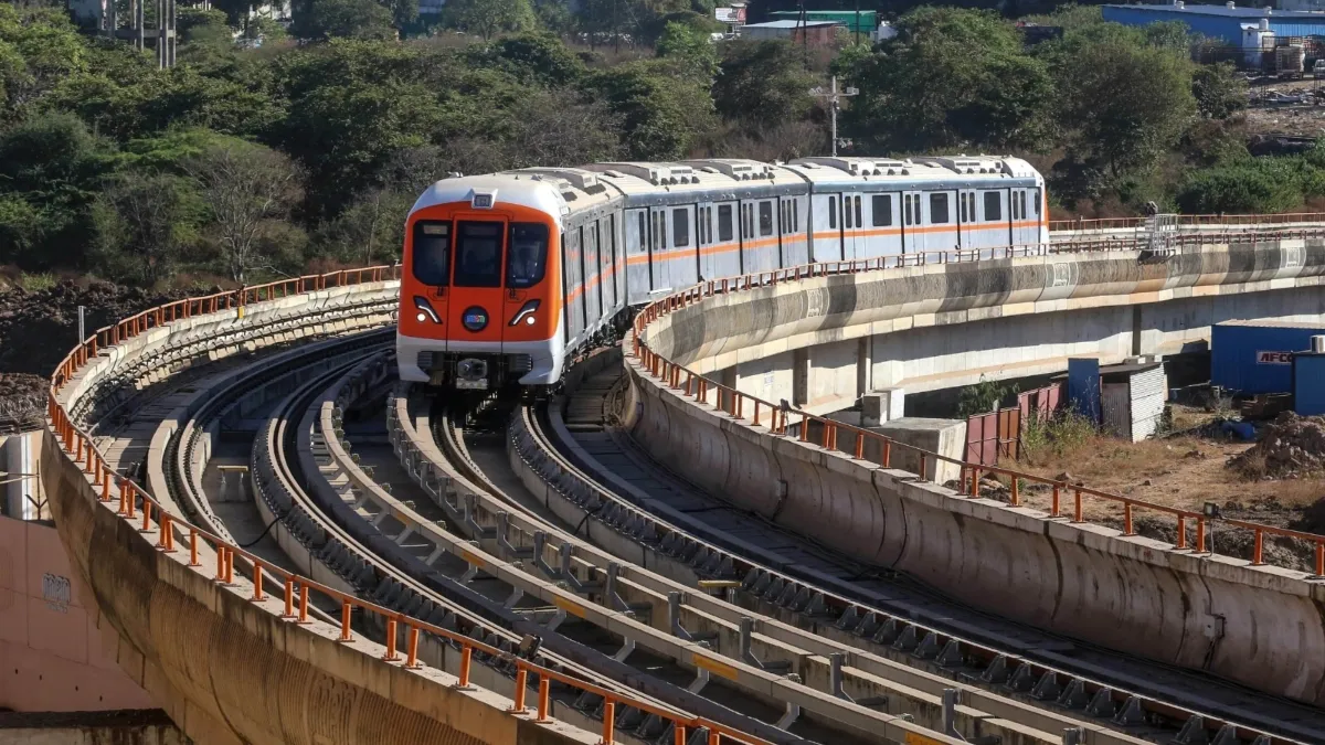 Bhopal Metro Fare and Timing: भोपाल मेट्रो को आज हरी झंडी, CM भी होंगे शामिल, जानिए किराया और टाइम