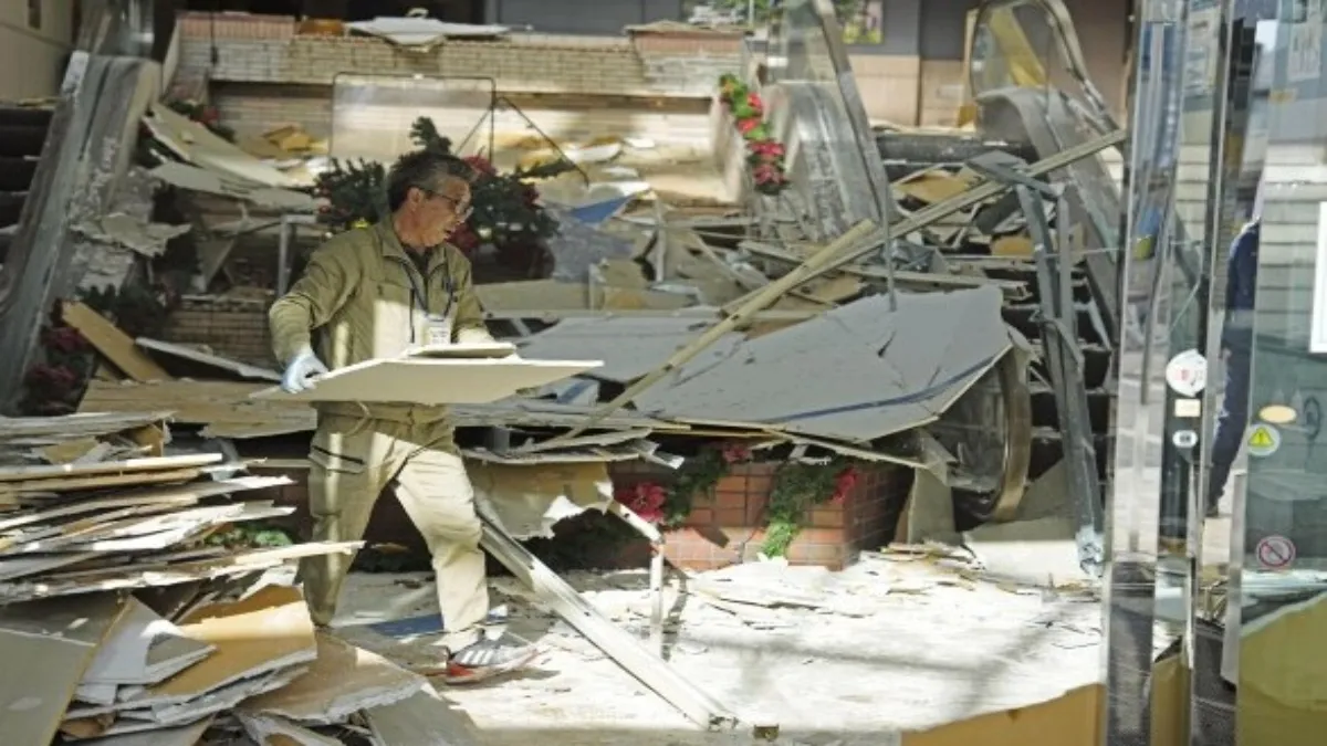 Earthquake in Japan: जापान में भीषण भूकंप से मची तबाही.. दशहत में आए लोग, सुनामी का अलर्ट जारी