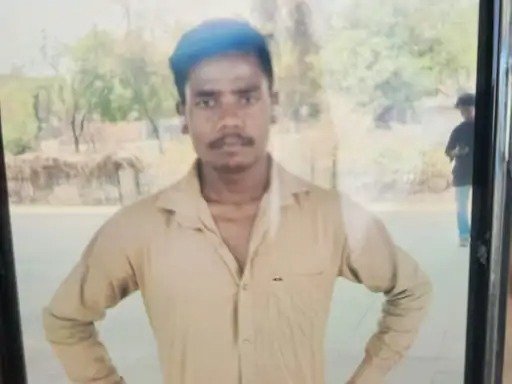 भिलाई के BEC प्लांट में मजदूर की मौत, हाइड्रा मशीन की चपेट में आया युवक, परिजनों ने की मुआवजे की मांग