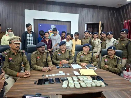 दुर्ग में चिट्टा रैकेट…महिला सरगना समेत 9 गिरफ्तार, 52 ग्राम सिंथेटिक हेरोइन और 9 लाख कैश जब्त, पंजाब से फैला था नेटवर्क