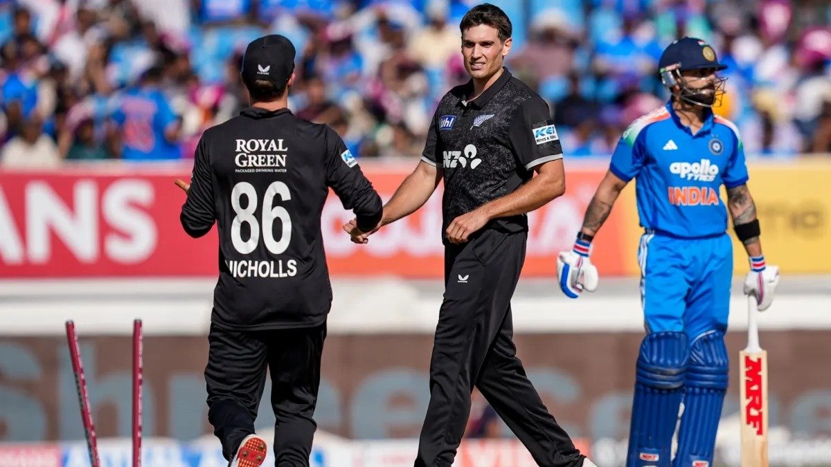 IND vs NZ : टीम इंडिया को घर में फिर मिली करारी शिकस्त, न्यूजीलैंड ने पहली बार भारत की धरती पर जीती ODI सीरीज