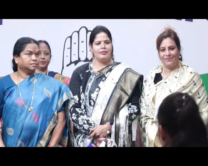 महिला कांग्रेस ने छत्तीसगढ़ में नशाखोरी, अपराध और महिलाओं पर बढ़ते हमलों पर जताई चिंता, भाजपा सरकार की नाकामी और पुलिस की निष्क्रियता पर उठाए सवाल