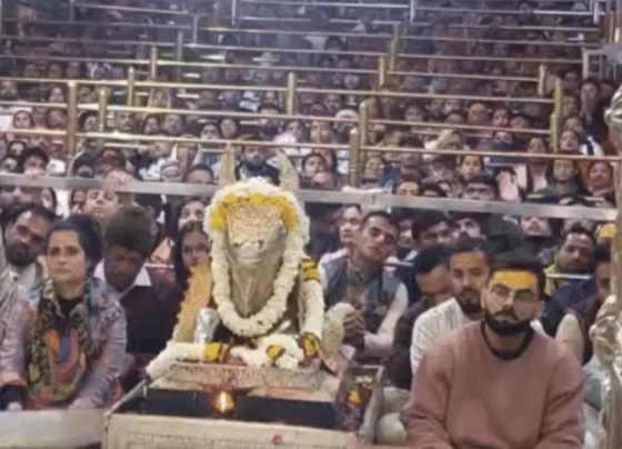 Kohli-Kuldeep in Ujjain