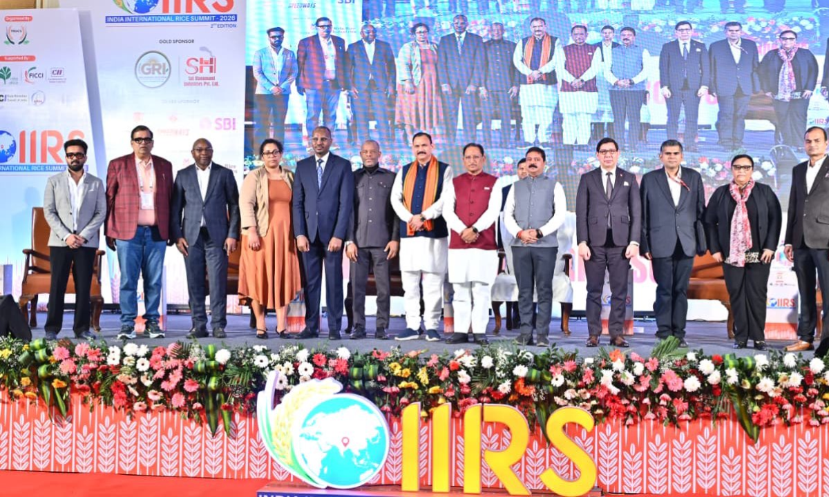 IIRS-2026: मुख्यमंत्री विष्णुदेव साय ने चावल निर्यातकों को दी बड़ी सौगात, मंडी शुल्क में छूट की अवधि बढ़ी