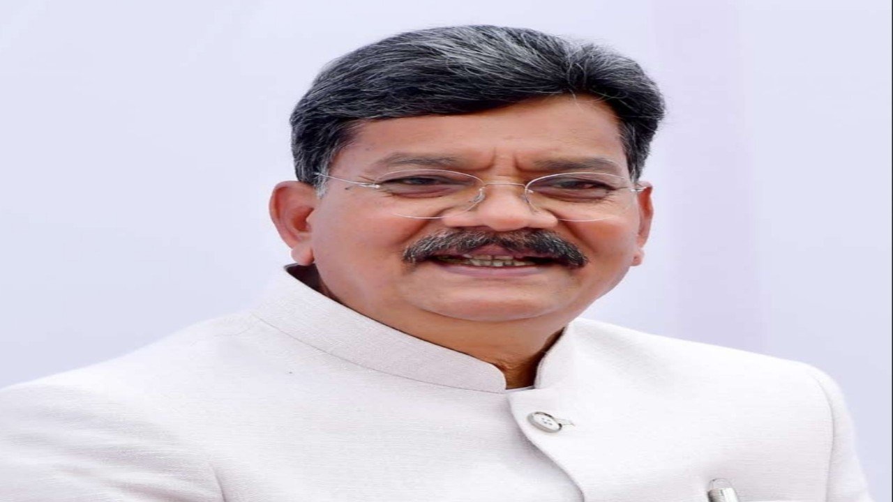 CG News: नेता प्रतिपक्ष डॉ. चरणदास महंत का सरकार पर तीखा हमला, कहा- प्रशासनिक गुंडागर्दी बर्दाश्त नहीं