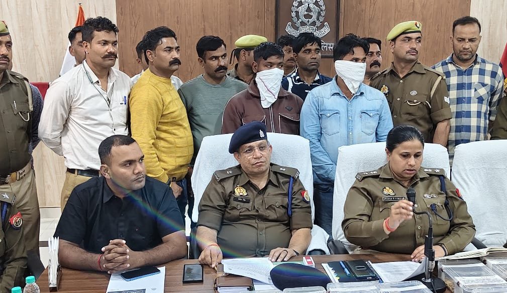बिलासपुर लूट कांड का खुलासा, पुलिस मुठभेड़ में दो बदमाशों के पैर में लगी गोली, 4 अंतरराज्यीय लुटेरे गिरफ्तार