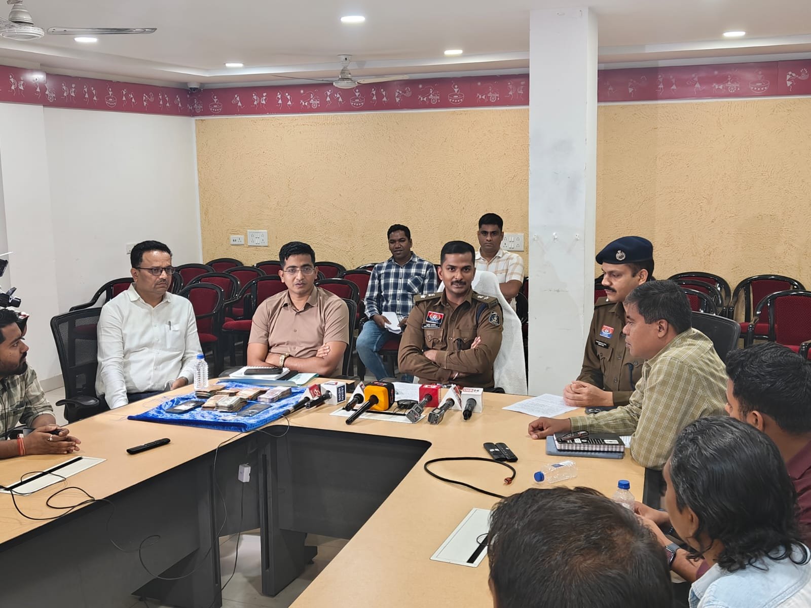 रायपुर पुलिस के हत्थे चढ़ा शातिर चोर, आंध्र, उड़ीसा, दिल्ली समेत कई राज्यों फैला था चोरी का नेटवर्क