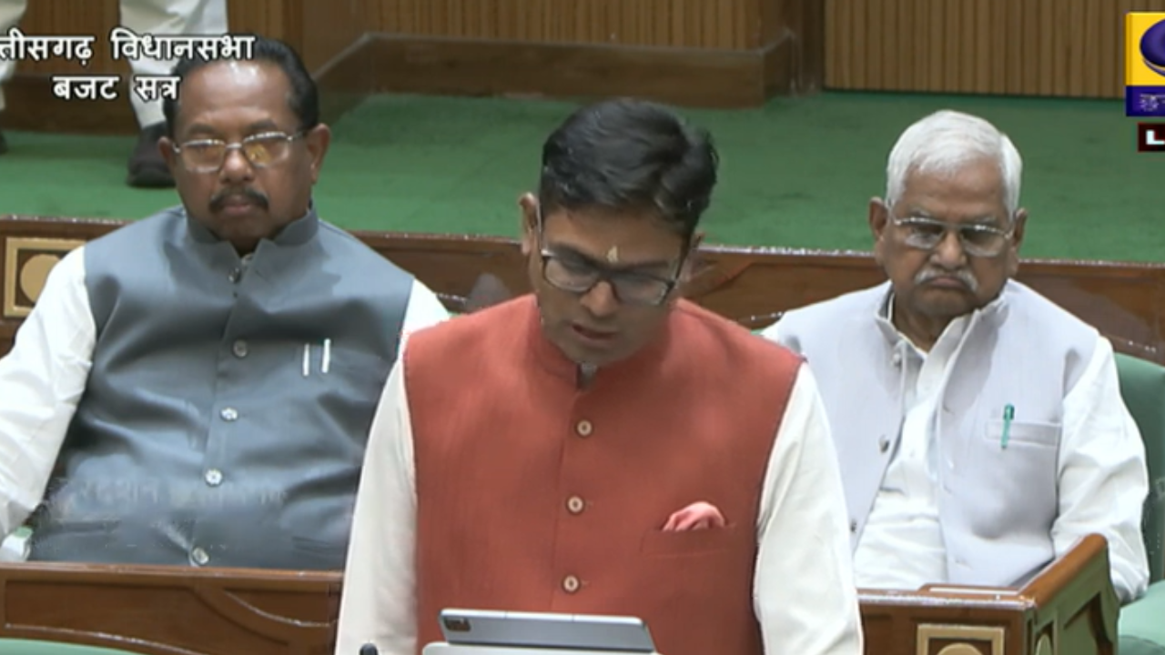 छत्तीसगढ़ बजट 2026: ओपी चौधरी का बस्तर पर फोकस, बूझमाड़-जगरगुंडा में दो एजुकेशन सिटी का ऐलान