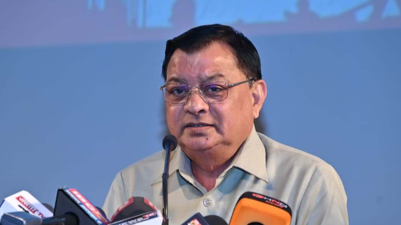 CG Raipur News: श्रम मंत्री देवांगन ने ली श्रम विभाग की मैराथन समीक्षा बैठक, दिए आवश्यक निर्देश