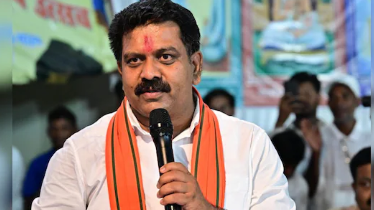 CG News: ग्राम पंचायतें बनाएंगी महतारी सदन, ग्रामीण महिलाओं को मिलेगा सशक्त मंच; 100 करोड़ की योजना को मिली रफ्तार