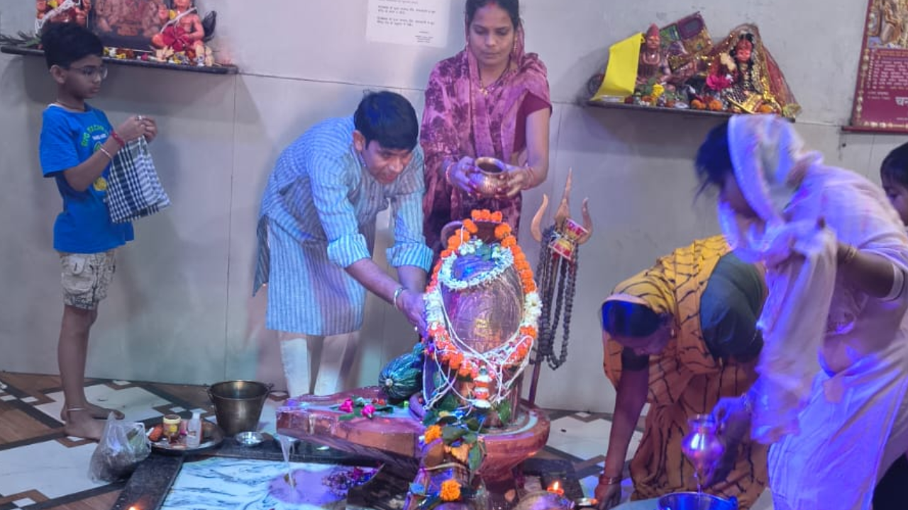 शिव मंदिर शिवपार्क कॉलोनी में मनाया जाएगा छठवां स्थापना दिवस, महाशिवरात्रि पर विविध धार्मिक आयोजन
