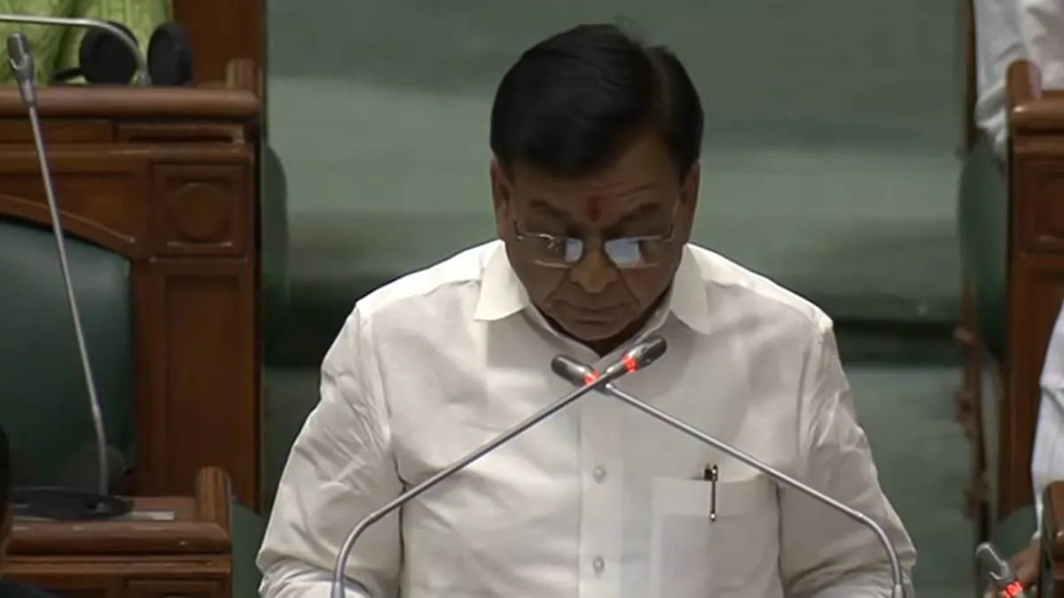 MP Budget 2026: वित्त मंत्री जगदीश देवड़ा ने पेश किया कुल 4.38 लाख करोड़ रुपये का बजट, मुख्यमंत्री ने की बजट की तारीफ की