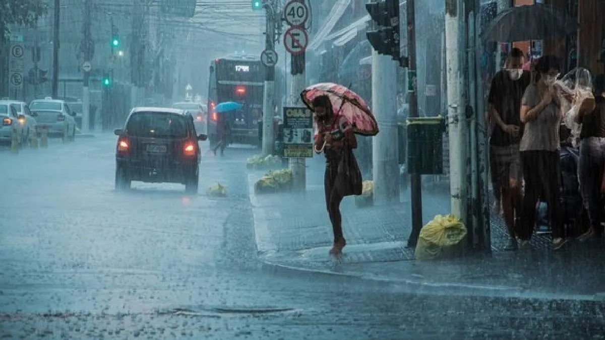 Weather News Today: 8 राज्यों में बारिश की चेतावनी, देश के इन इलाकों में बढ़ेगी गर्मी, जानें मौसम का ताजा हाल