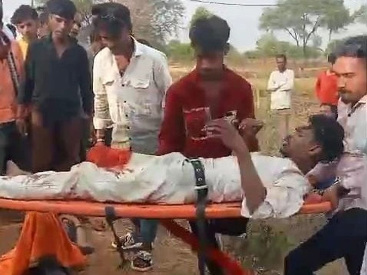Durg Road Accident News: तेज रफ्तार कार ने 4 बाइकों को मारी टक्कर, 16 साल के युवक की इलाज के दौरान मौत, दो की हालत गंभीर