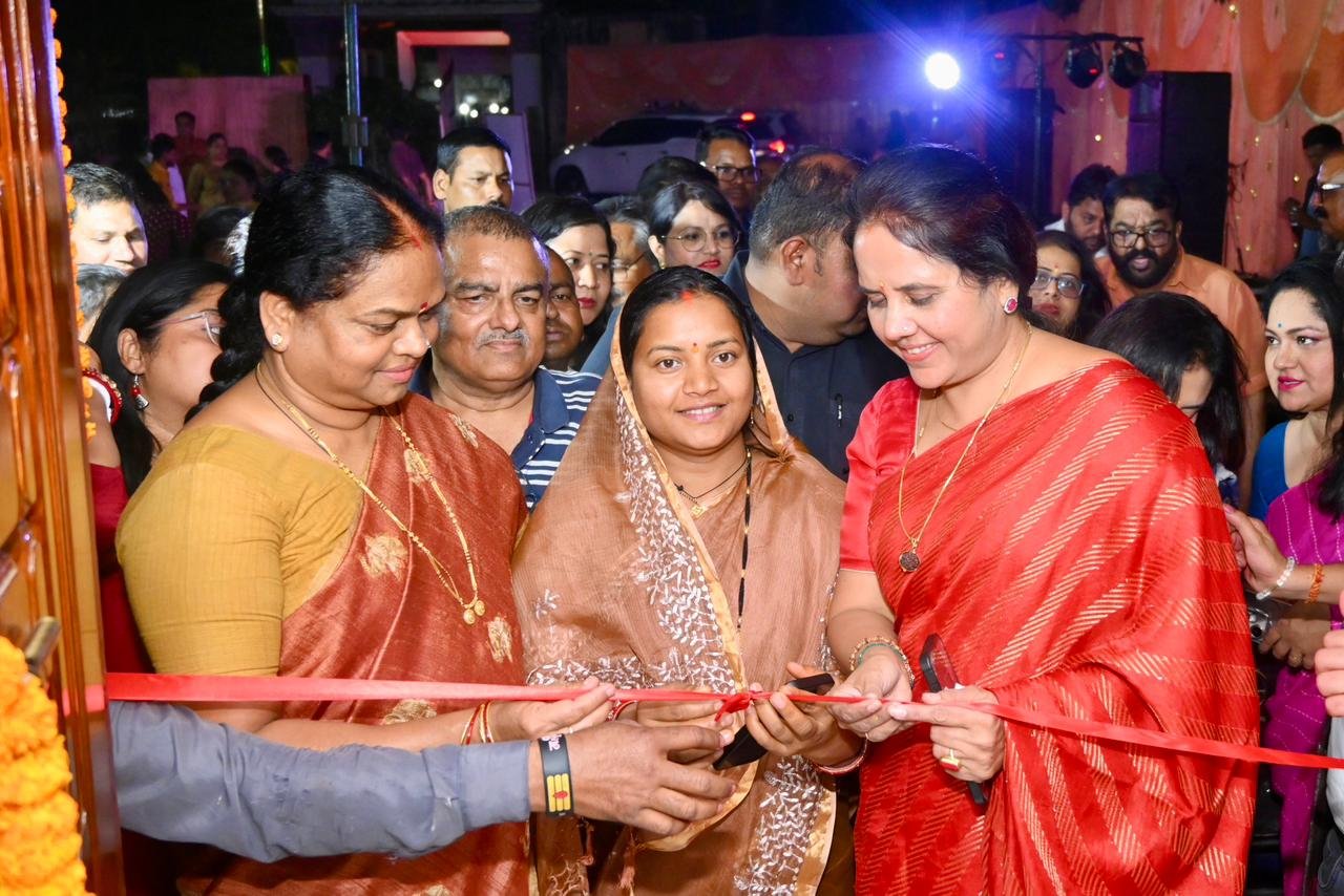 अंतरराष्ट्रीय महिला दिवस पर रायपुर प्रेस क्लब में महिला पत्रकारों का सम्मान, मंत्री लक्ष्मी राजवाड़े ने किया पिंक रूम का उद्घाटन