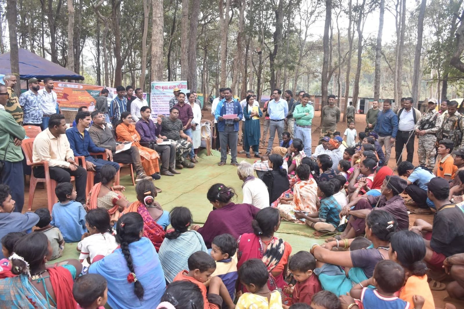 नारायणपुर के जटवर गांव में स्वास्थ्य जांच शिविर का आयोजन, 107 ग्रामीणों का इलाज, मलेरिया जांच में 15 पॉजिटिव