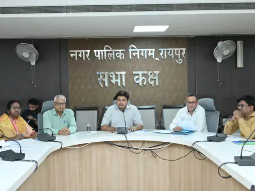 रायपुर निगम ने अपने ही विभाग को थमाया नोटिस, जोन 8-9 और 10 को कारण बताओ नोटिस, 23 मार्च तक बकाया प्रॉपर्टी की सूची मांगी